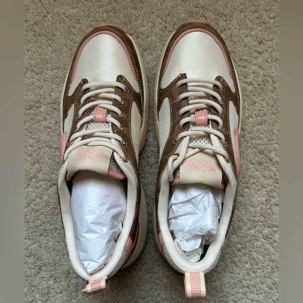 💜SOLD💜Coach Strider Sneaker In Signature Canvas Khaki/Light Pink Size 6B - Picture 4 of 13